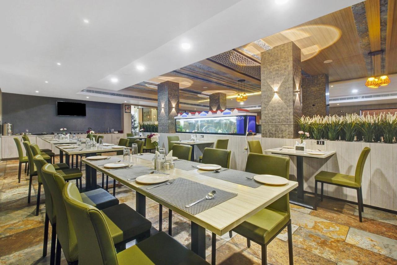 Collection O Hotel Swagath Pride Mancheral Ngoại thất bức ảnh