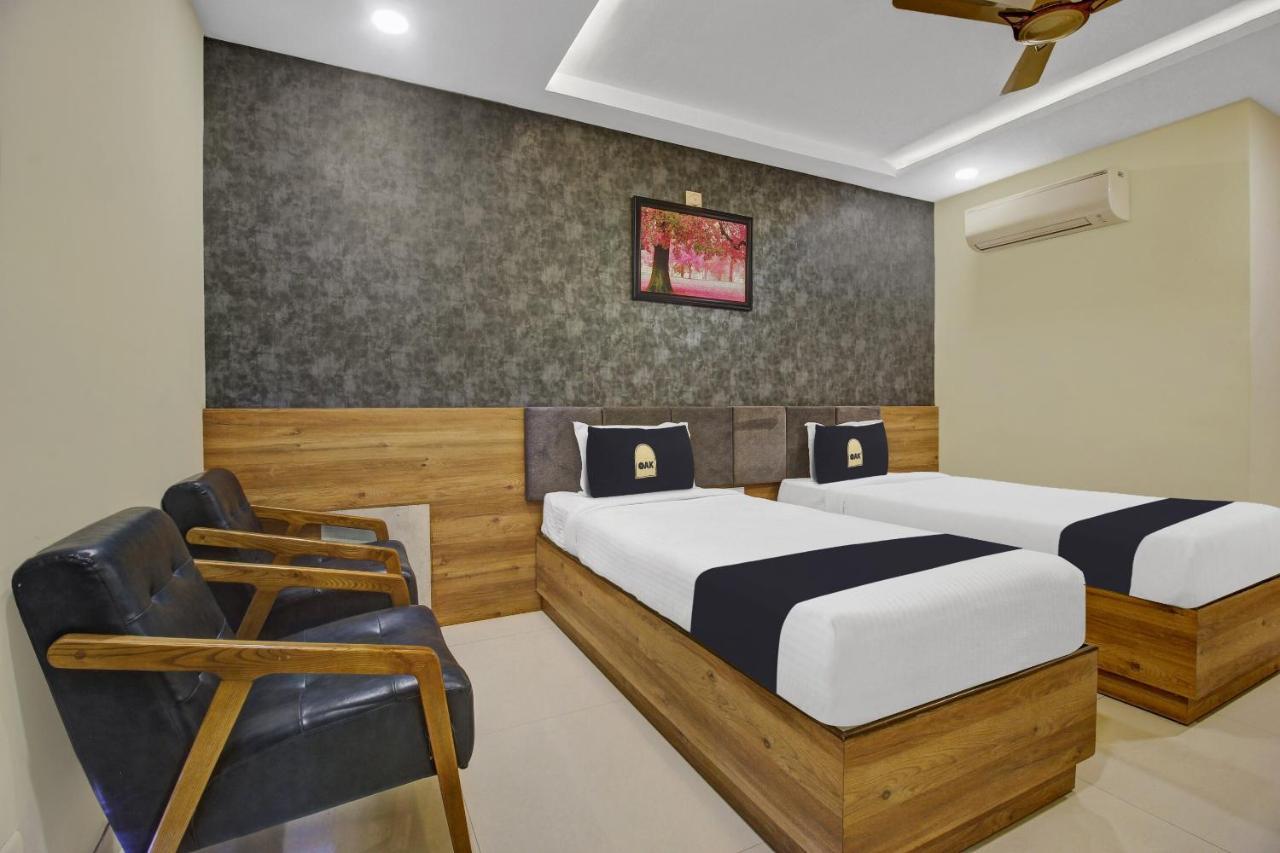 Collection O Hotel Swagath Pride Mancheral Ngoại thất bức ảnh