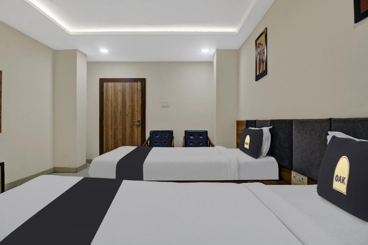 Collection O Hotel Swagath Pride Mancheral Ngoại thất bức ảnh